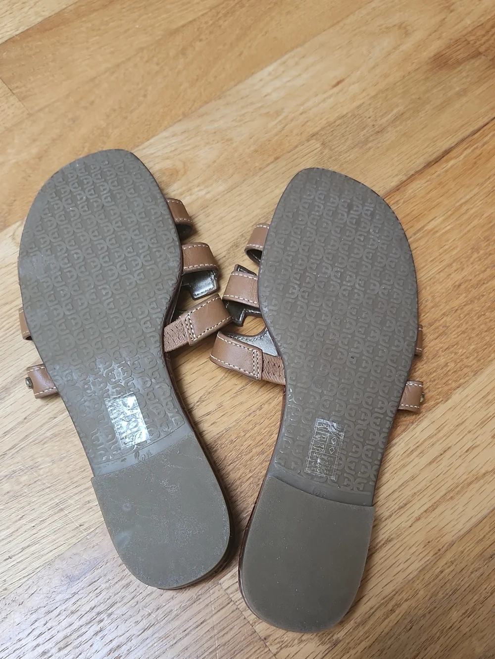 Sam Edelman Bay Slide Sandals - Picture 4 of 7